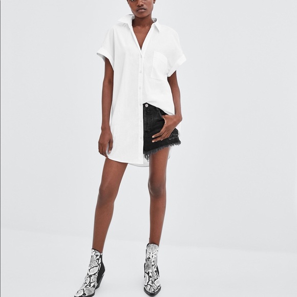Zara Tops - Zara white long shirt with pockets
